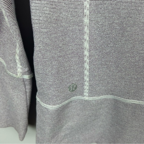 Lululemon Athletica Dewberry Microstripe in Stride Full Zip Jacket Size 4 - Picture 10 of 11